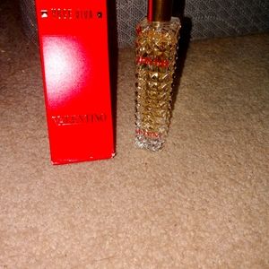 Valentino Voce Viva fragrance